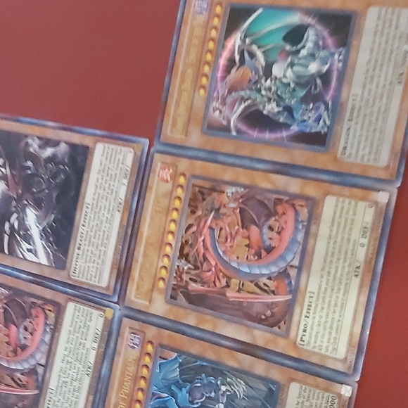 I'm trying to sell my yugioh cards - Picture 2 of 4